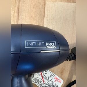 Conair INFINITI PRO Natural Texture Styling System  Adjustable Speed Hair Dryer